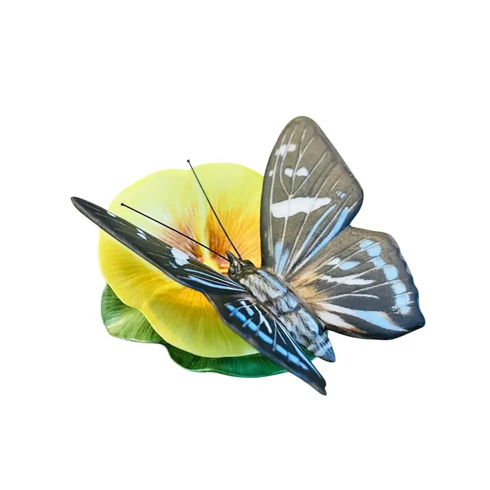 Vintage 1985 Franklin Mint Mangrove Skipper Butterfly Water Poppy Porcelain